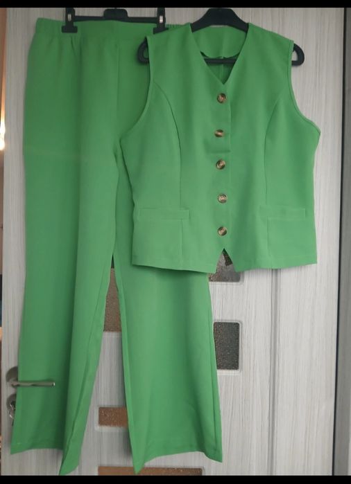 Costum elegant pentru femei XL