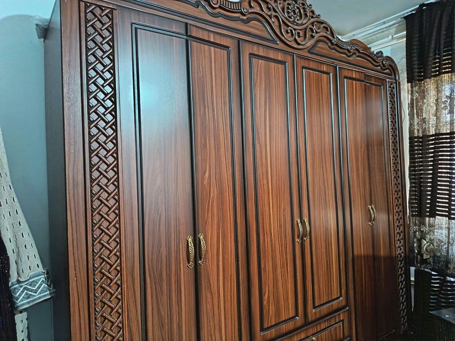 Продаётся спалний гарнитур и стенка