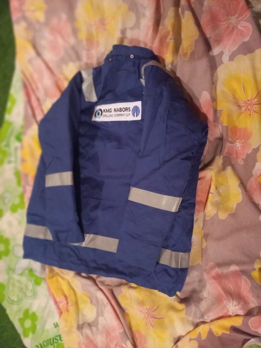 Продам спец одежды