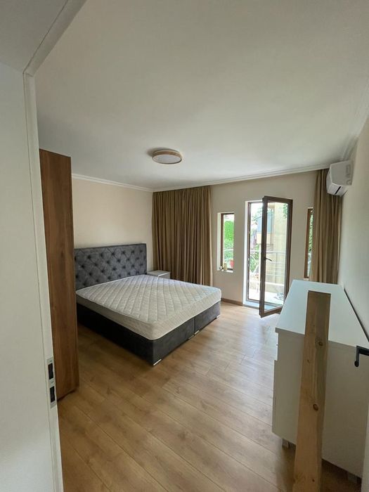 Дава се под наем Къща в Пловдив, Център - 450 кв.м за 2800 € - Снимка #19