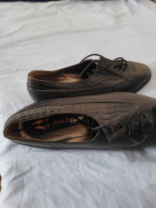 Чисто нови кожени обувки