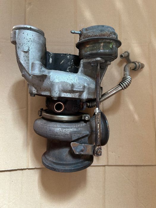 Турбина BMW 450 k/с мотор N63  F01 F06, F12 , F13  два броя турбини