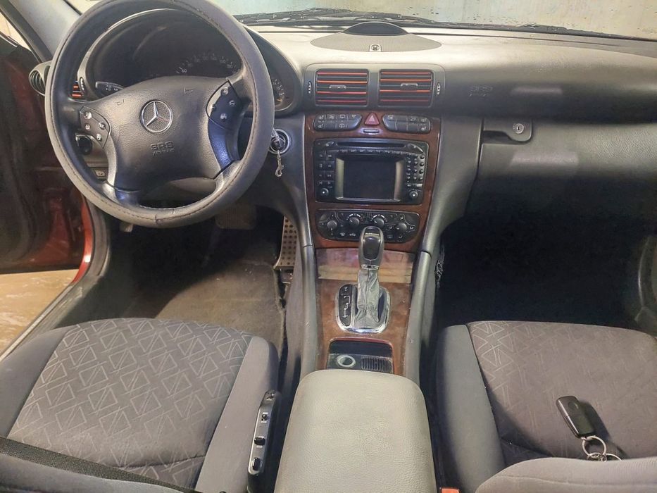 Mercedes-Benz c220 2.2CDI