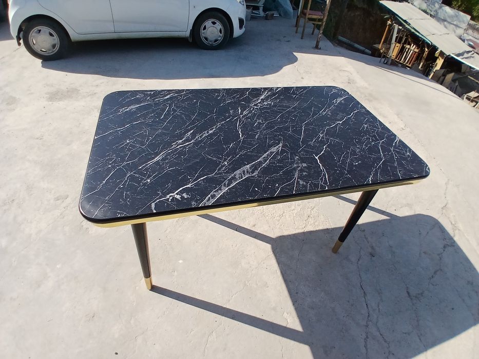 Stol oshhona va mehmonhona uchun. Стол для кухня и заль