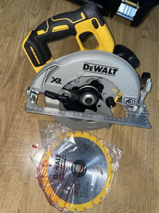 Vand Set dewalt nou