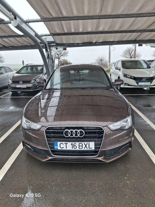 Vând Audi A5 2016