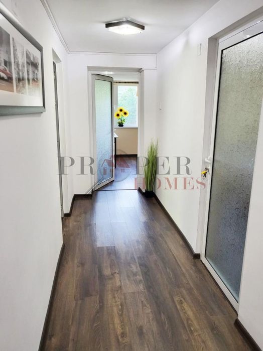 Дава се под наем Тристаен апартамент в Велико Търново, Стара част - 110 кв.м за 382.5 € - Снимка #6