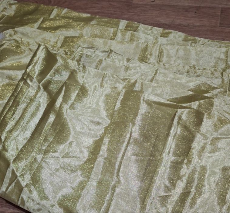 Продам новые плотные шторы , высота 2.8