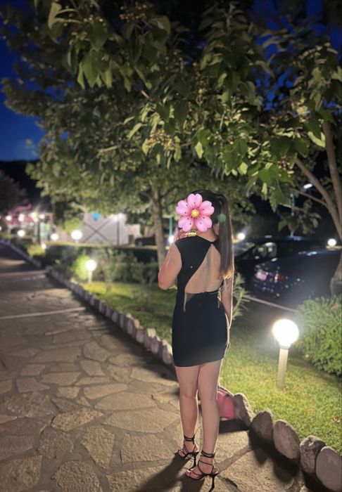 Черни къси рокли