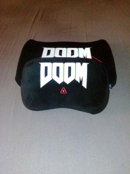 Оригинални възглавници за стол Noblechairs Hero DOOM Edition