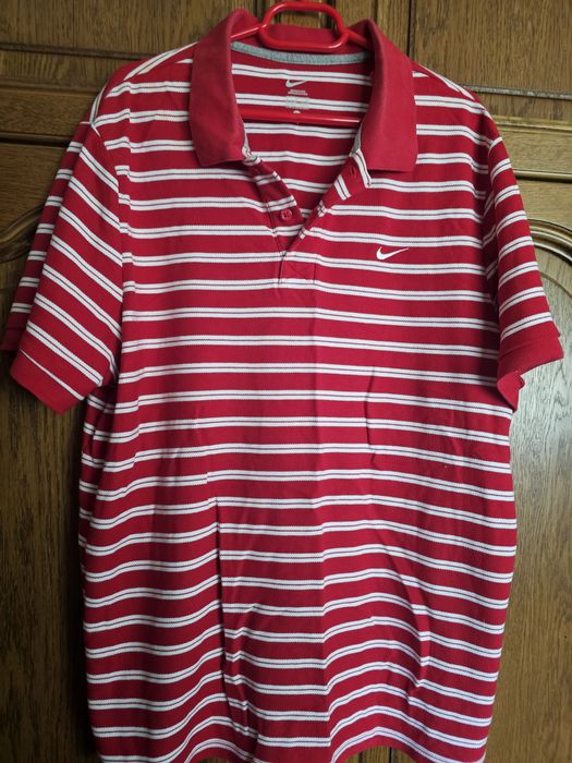 Tricou Nike roșu