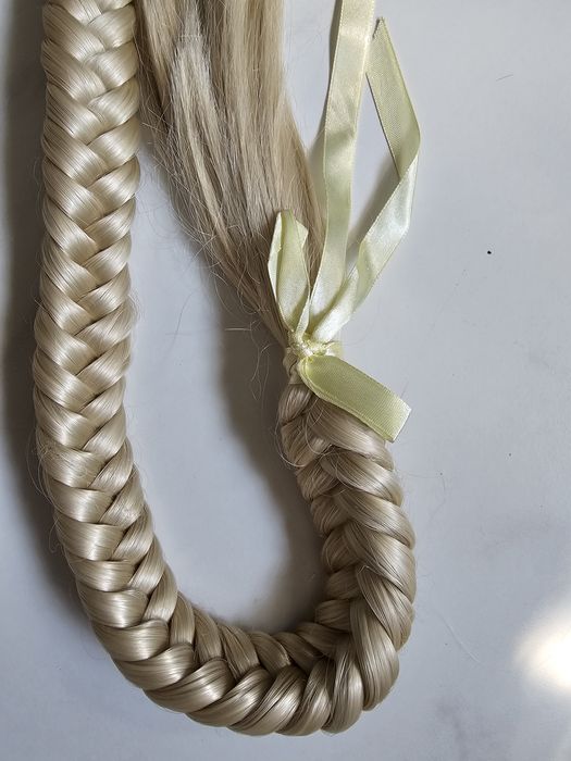 Косы парик искусственные продам