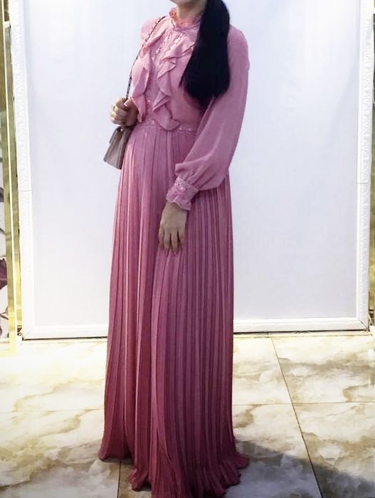 Красивое розовое. Платье