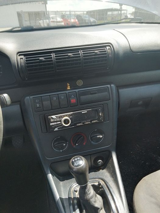 Audi 4,  1,9 tdi, 1996, culoare negru albăstrui,