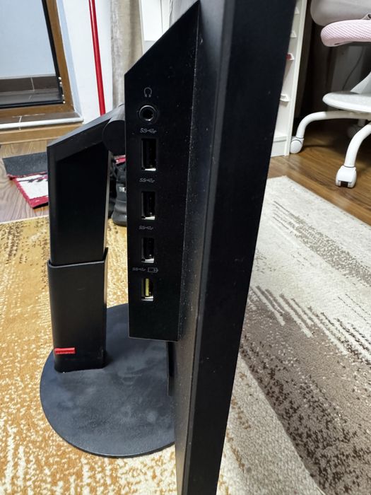 Monitor LED IPS Lenovo ThinkVision T22i-10 Full HD 21.5" reglabil cu hub USB