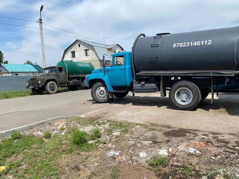 Продам Ассенизатор Зил