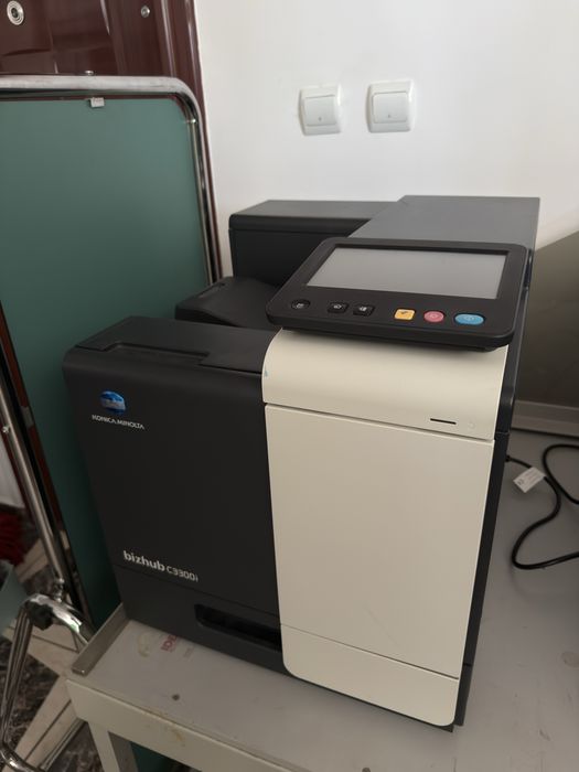 Konica Minolta bizhub C3300i – imprimantă multifuncțională color profesională A4