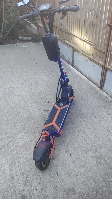 Vând Trotineta Kukirin G2 Max