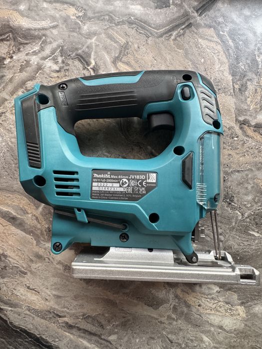 Makita JV183D 18V fierăstrău pendular nou + baterie + încărcător