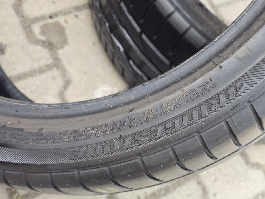 235 40 19 Bridgestone