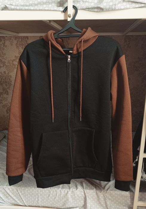 Молодежная зип худи