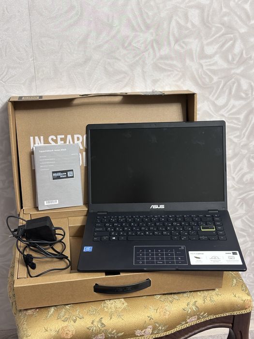 Продам Asus A410MA