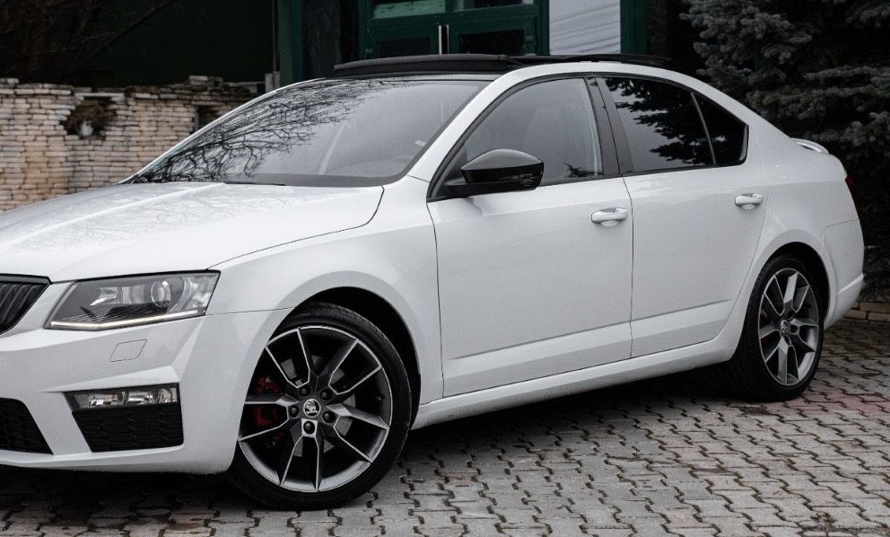 Geam usa stanga / dreapta fata / spate Skoda Octavia 3 / Superb 3 / Rapid
