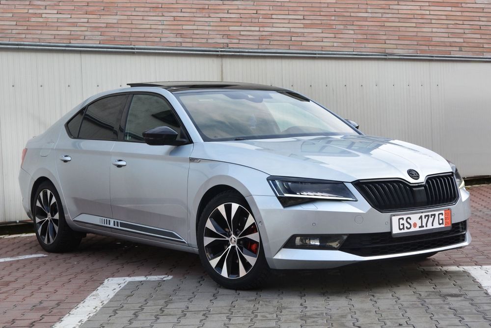 Skoda Superb 2.0 -SportLINE-DSG Panoramic Full LED