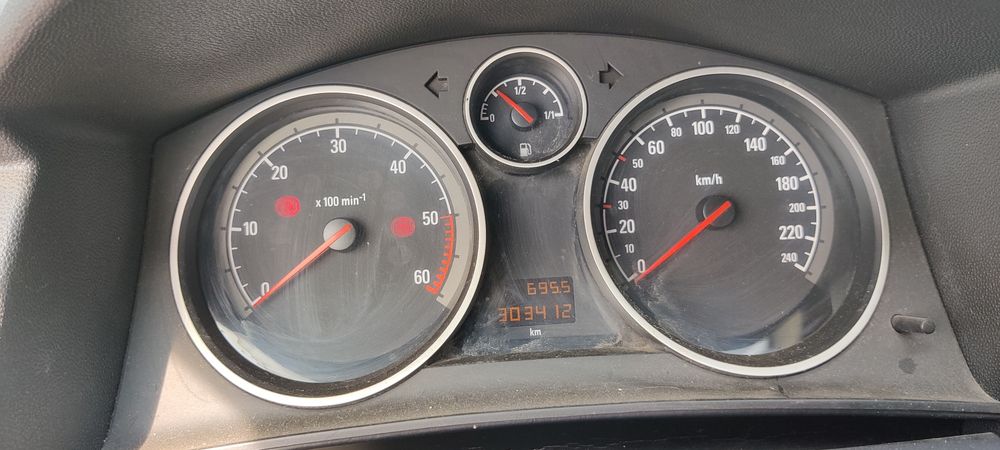 OPEL Astra 2011 — imagine 5