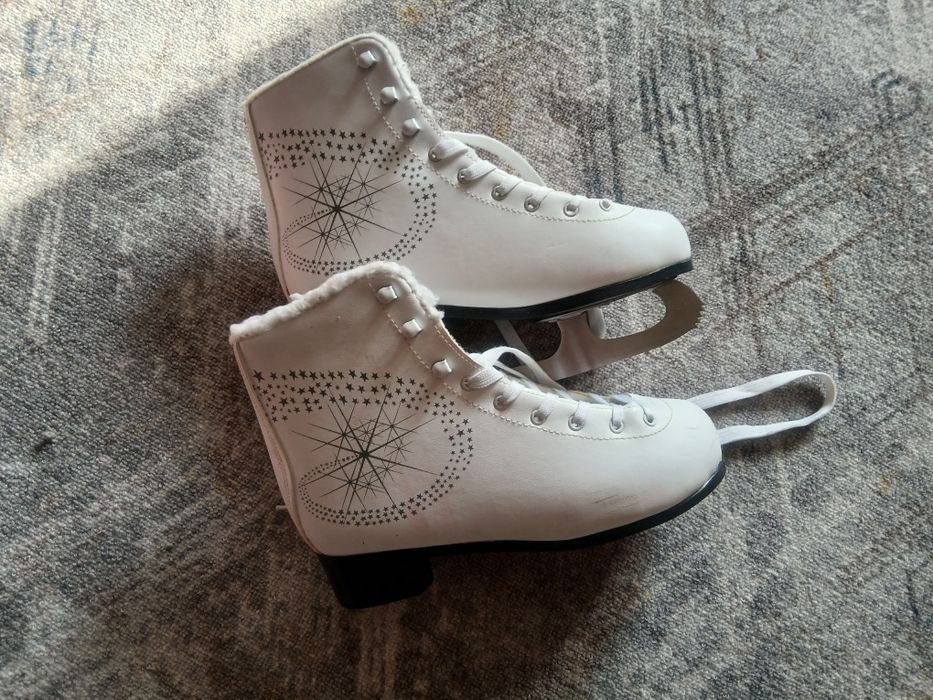 Коньки 39 размер