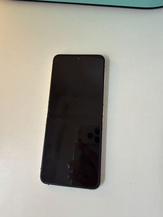 Samsung galaxy Z Flip 7 fe 256