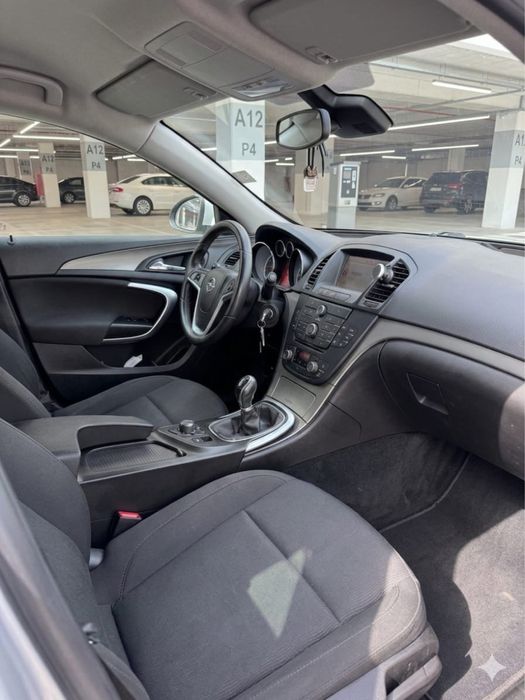 Opel insignia 1.6 benzina 6 trepte euro 5,model 2010, pos rate