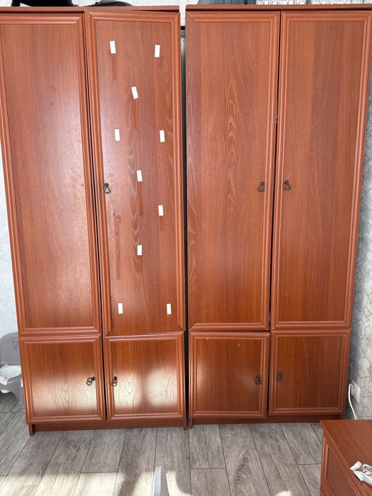 Шкаф. Самовывоз.