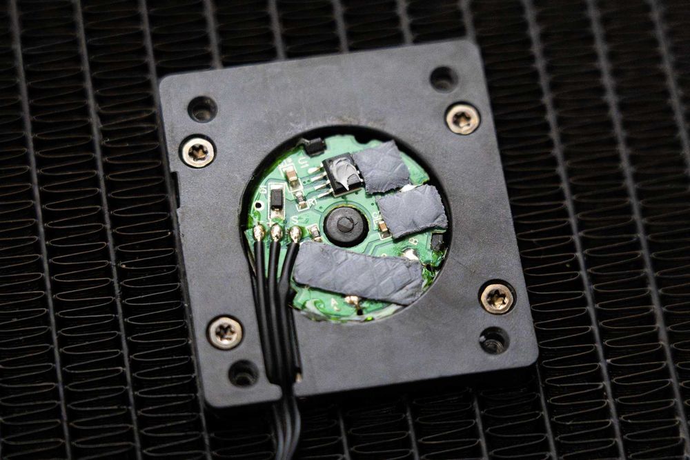 Водно охлаждане MSI MAG CORELIQUID 240R за Intel LGA1700/1851