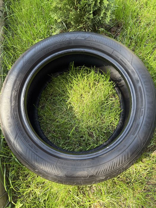 Летние шины 215/55/17
