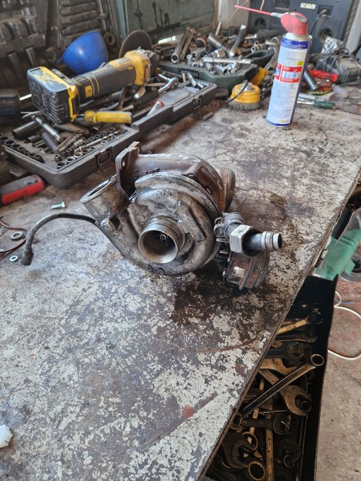 Vând turbina iveco dayli motor 2.3 euro 4
