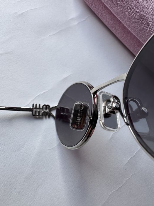 Ochelari de soare Miu Miu Oval SMU52Y 54-21 125, Noi
