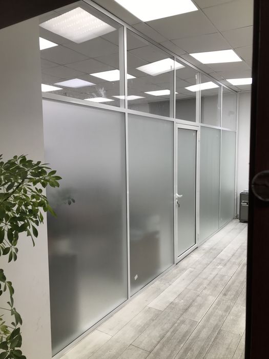 Окна, Двери,Витражи, офисные перегородки.