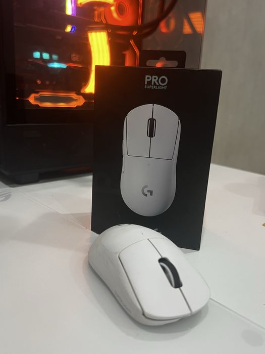 Мышь Logitech G PRO SuperLight