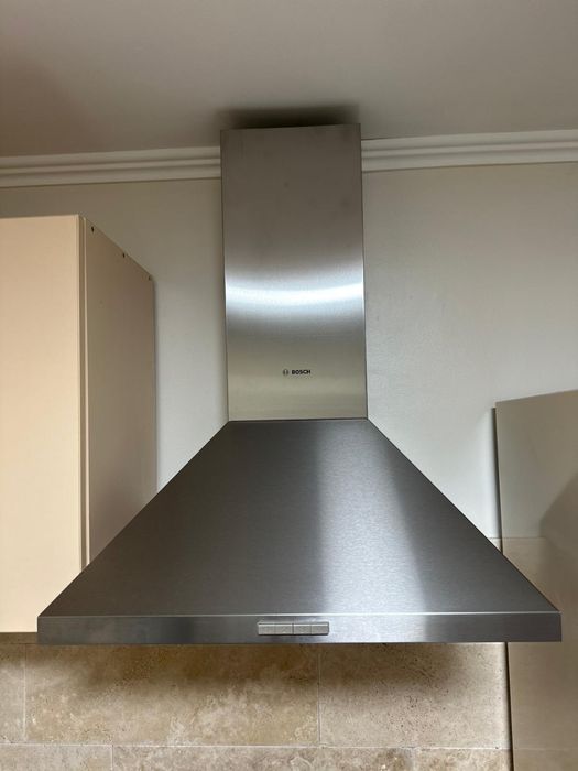 Hota Bosch impecabila estetic si tehnic utilizata putin