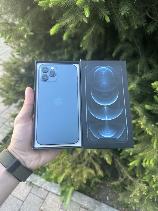 Продам телефон Айфон 12 Pro 128Gb