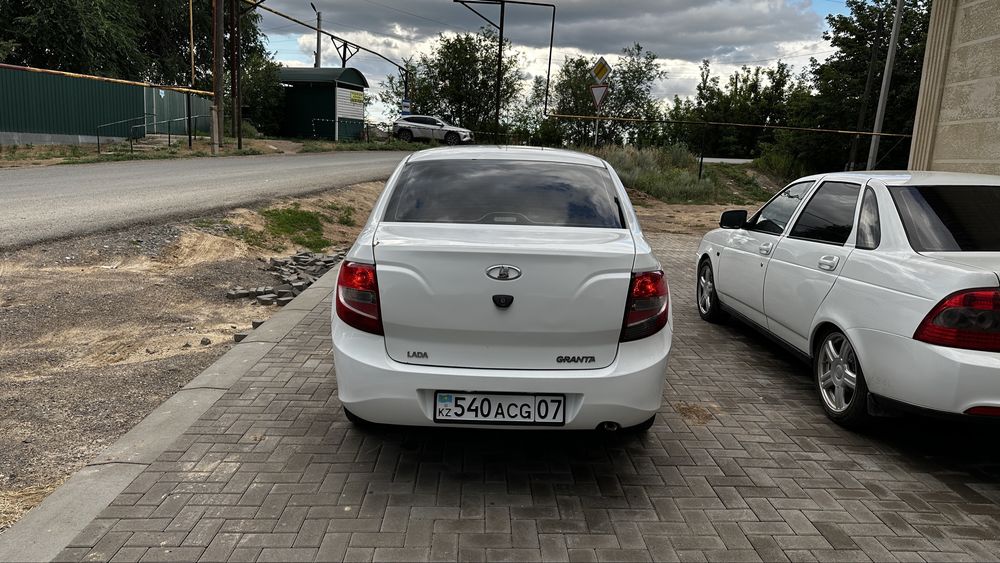 Продам гранта 2014г