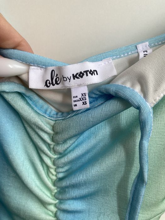 Обтягивающее платье с эффектом “вторая кожа”