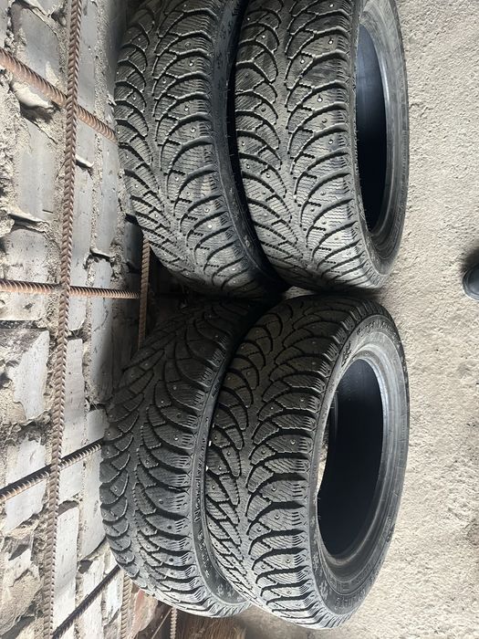 Продам зимние шины
