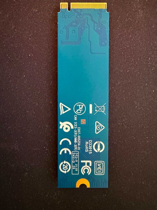 Vând SSD WD Blue SN570 NVMe M.2 250 GB – 98% Health