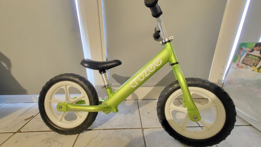Bicicleta de echilibru copii Cruzee