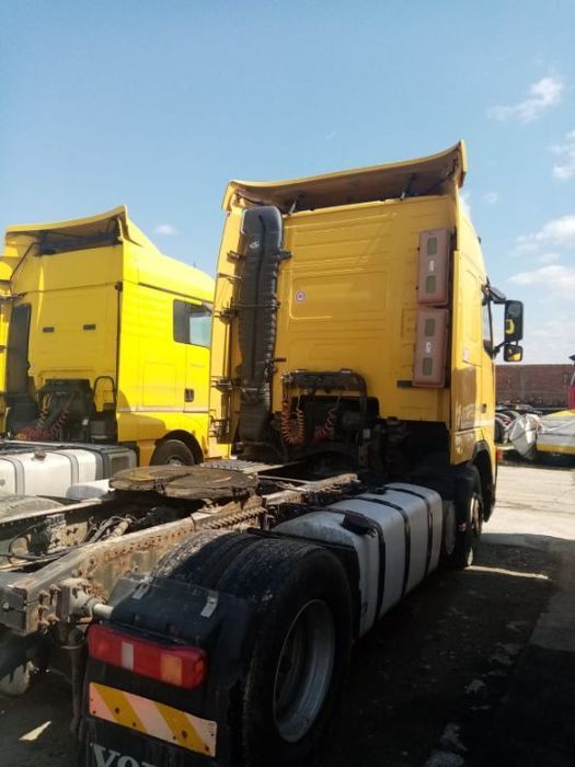 dezmembrez camion volvo fh 12 an fabricatie 2008