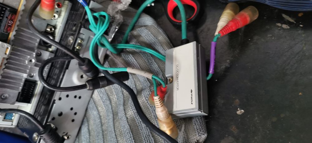 vand cd player masina alpine