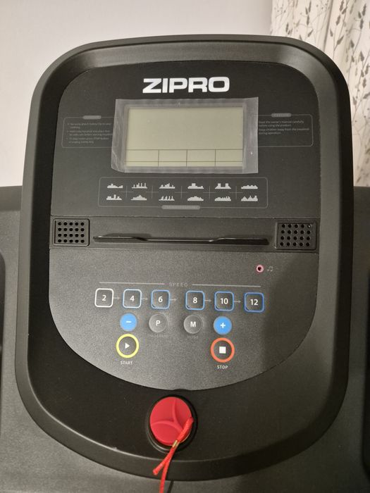 Бягаща пътека ZIPRO Tekno