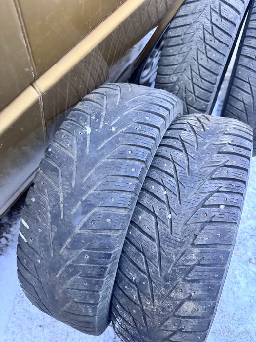 Шипованая 235/70/16 в нормальном состоянии